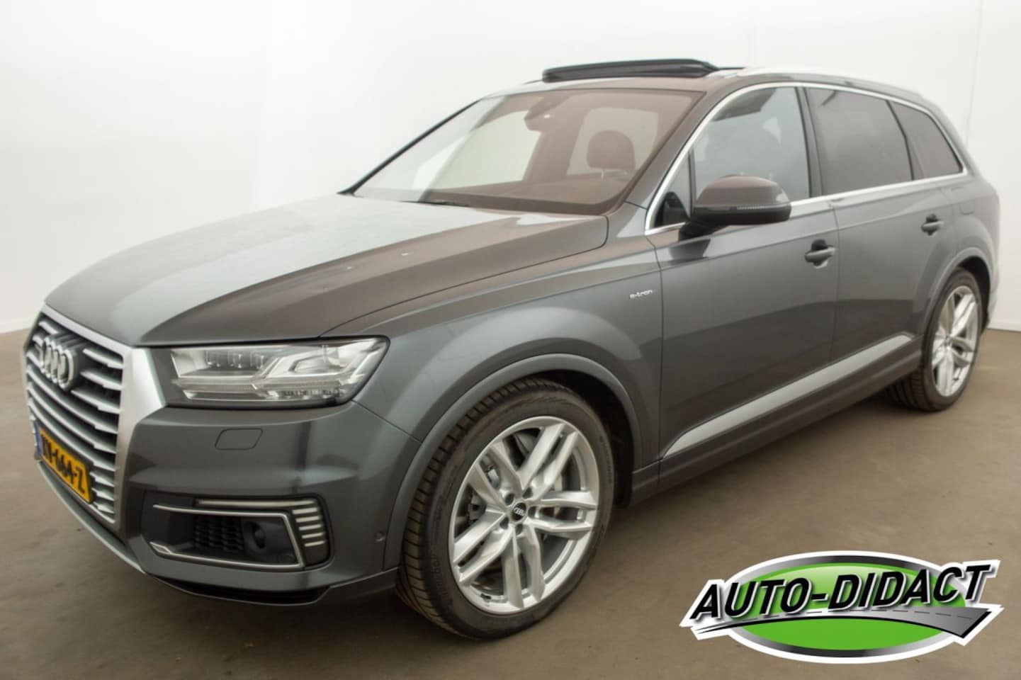 Audi Q7 - 3.0 TDI E-Tron Quattro Automaat Pano Leder Navi Camera Sport - AutoWereld.nl