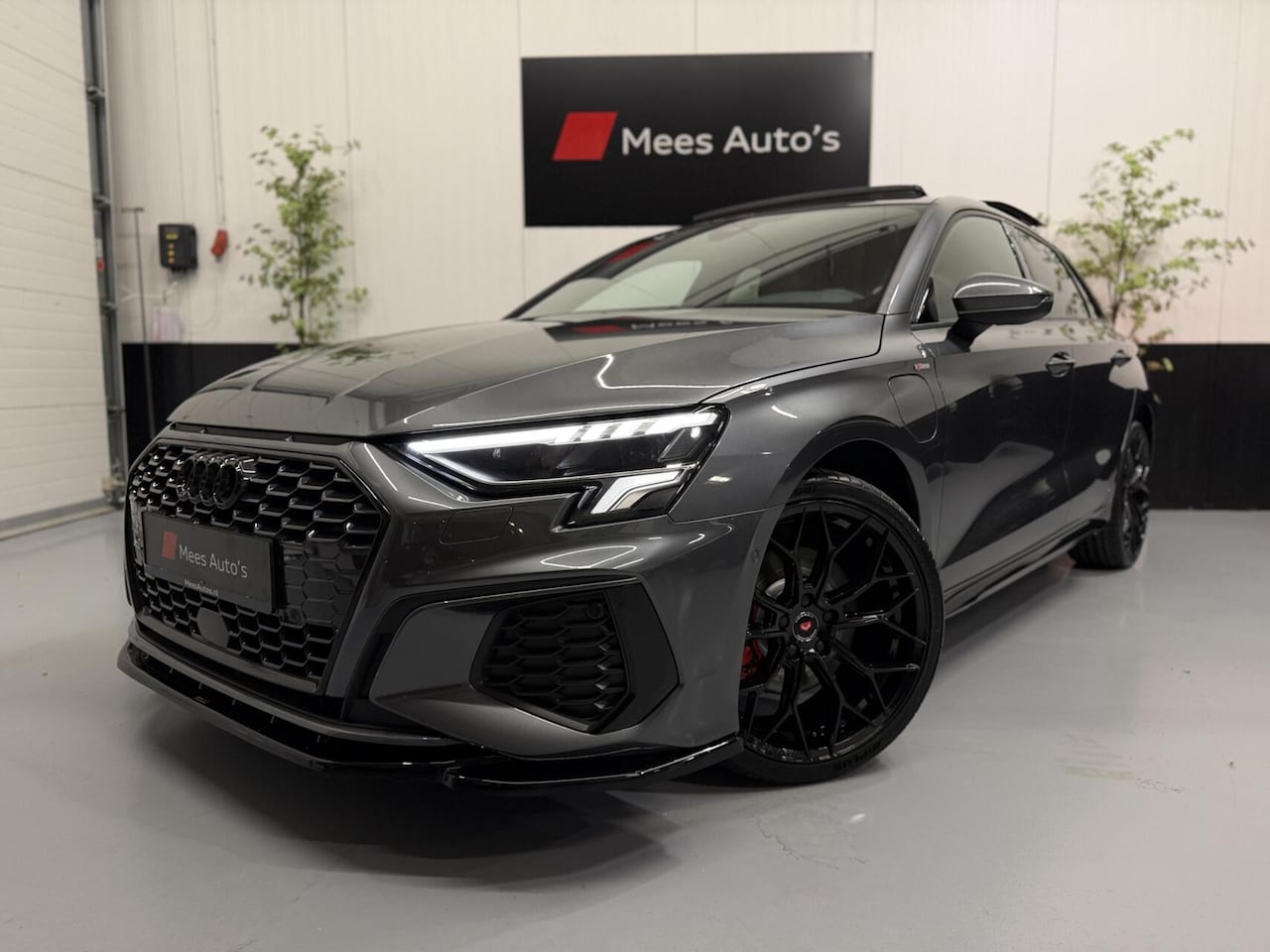 Audi A3 Sportback - 40 TFSI e S-Edition|Pano|Keyess|Vossen|RS - AutoWereld.nl