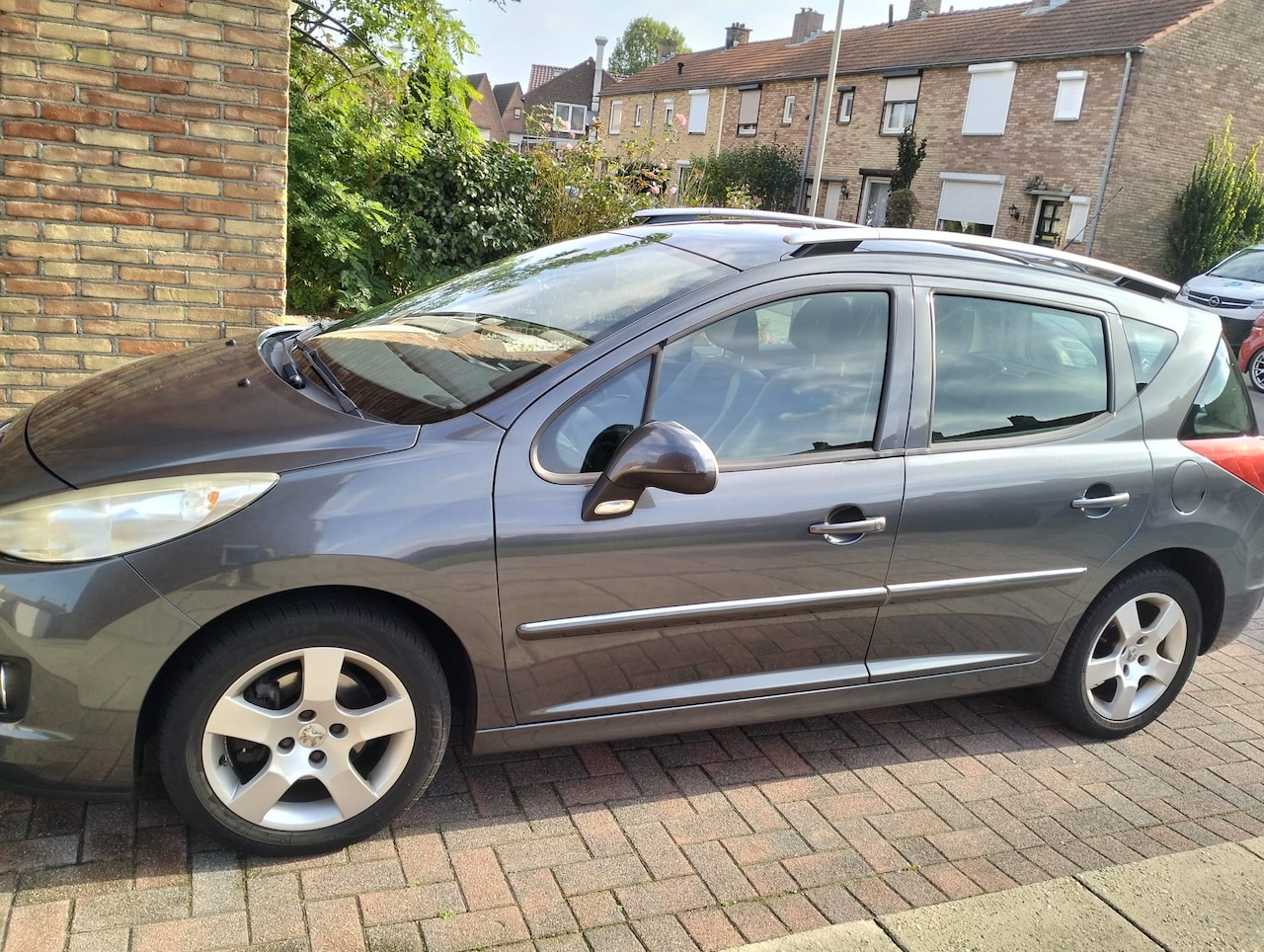 Peugeot 207 SW - 1.6 VTi Allure - AutoWereld.nl