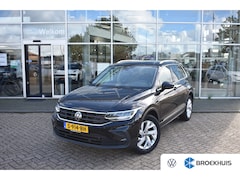 Volkswagen Tiguan - 1.5 TSI 150PK DSG-7 Life | TREKHAAK | NAVI BY APP | CAMERA | ADAPT. CRUISE | STOEL + STUUR