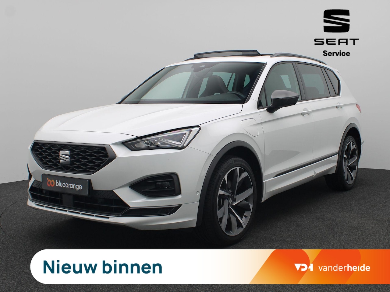 SEAT Tarraco - 1.4 TSI e-Hybrid PHEV FR Business Intense 245PK SOH 96%, Panoramadak, Trekhaak, Keyless, A - AutoWereld.nl