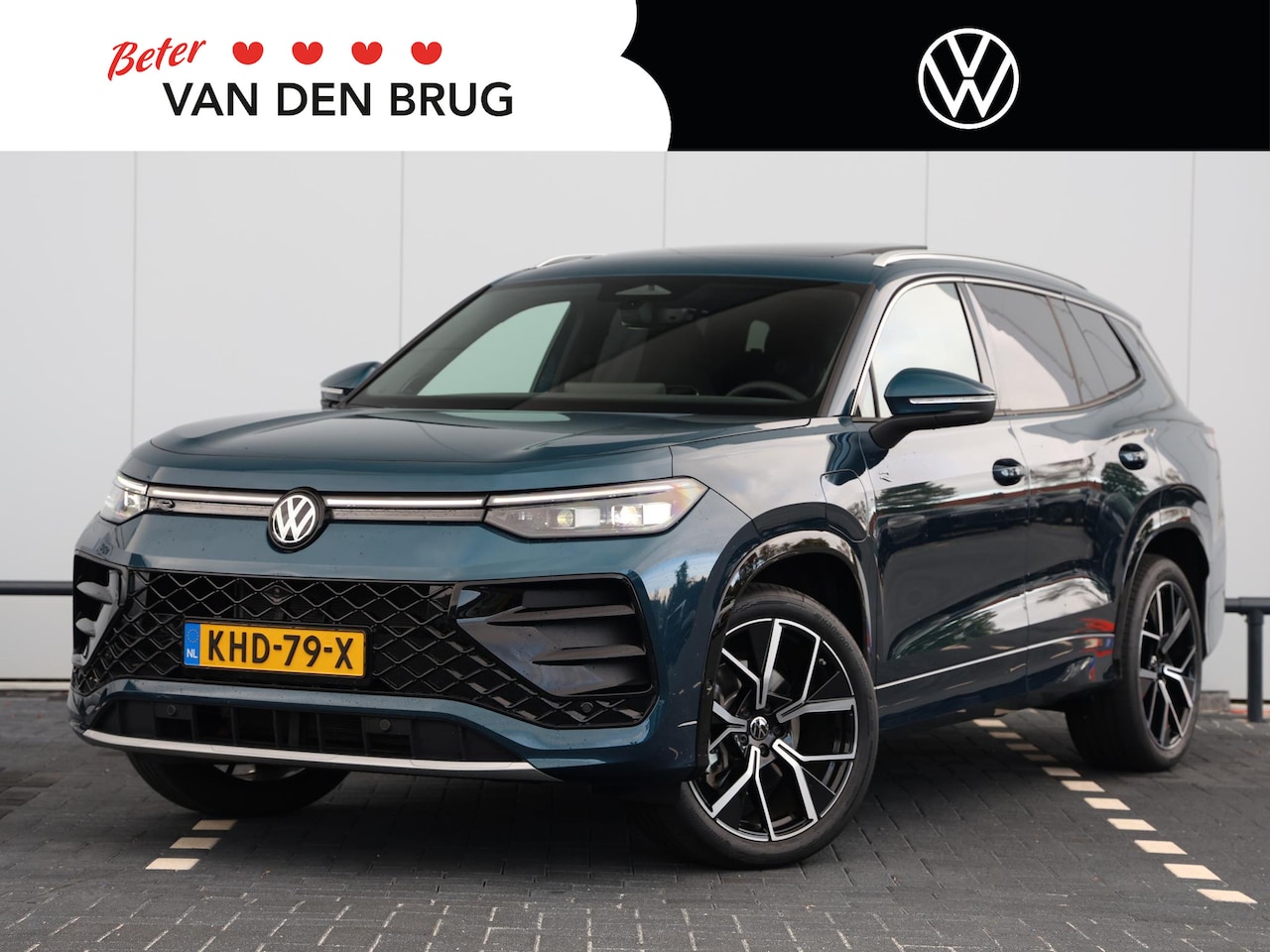 Volkswagen Tayron - R-Line Edition 1.5 eHybrid 272 PK | Harman Kardon | Panoramadak | 360 Camera | Trekhaak | - AutoWereld.nl