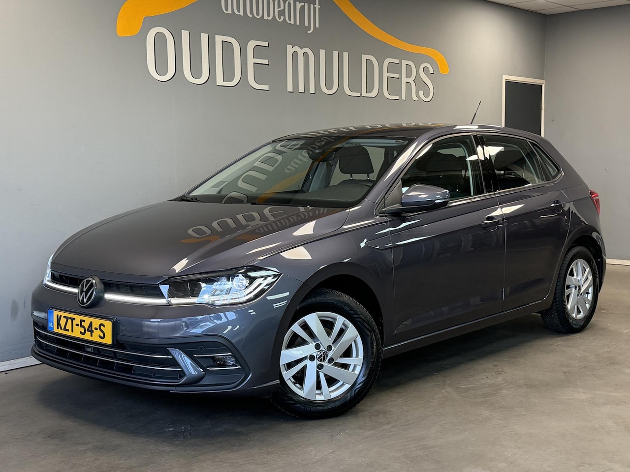 Volkswagen Polo - 1.0 TSI Style | Trekhaak | Digidash | Stoelverwarming | Adaptive cruise | IQ Light | Clima - AutoWereld.nl