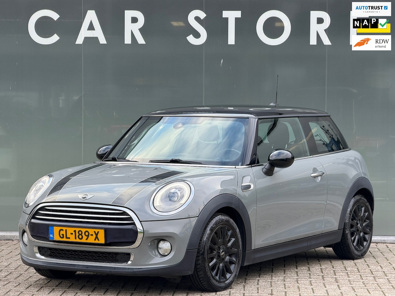 MINI 3-Deurs - 1.5 Cooper NAVI/LED/PDC/ - AutoWereld.nl