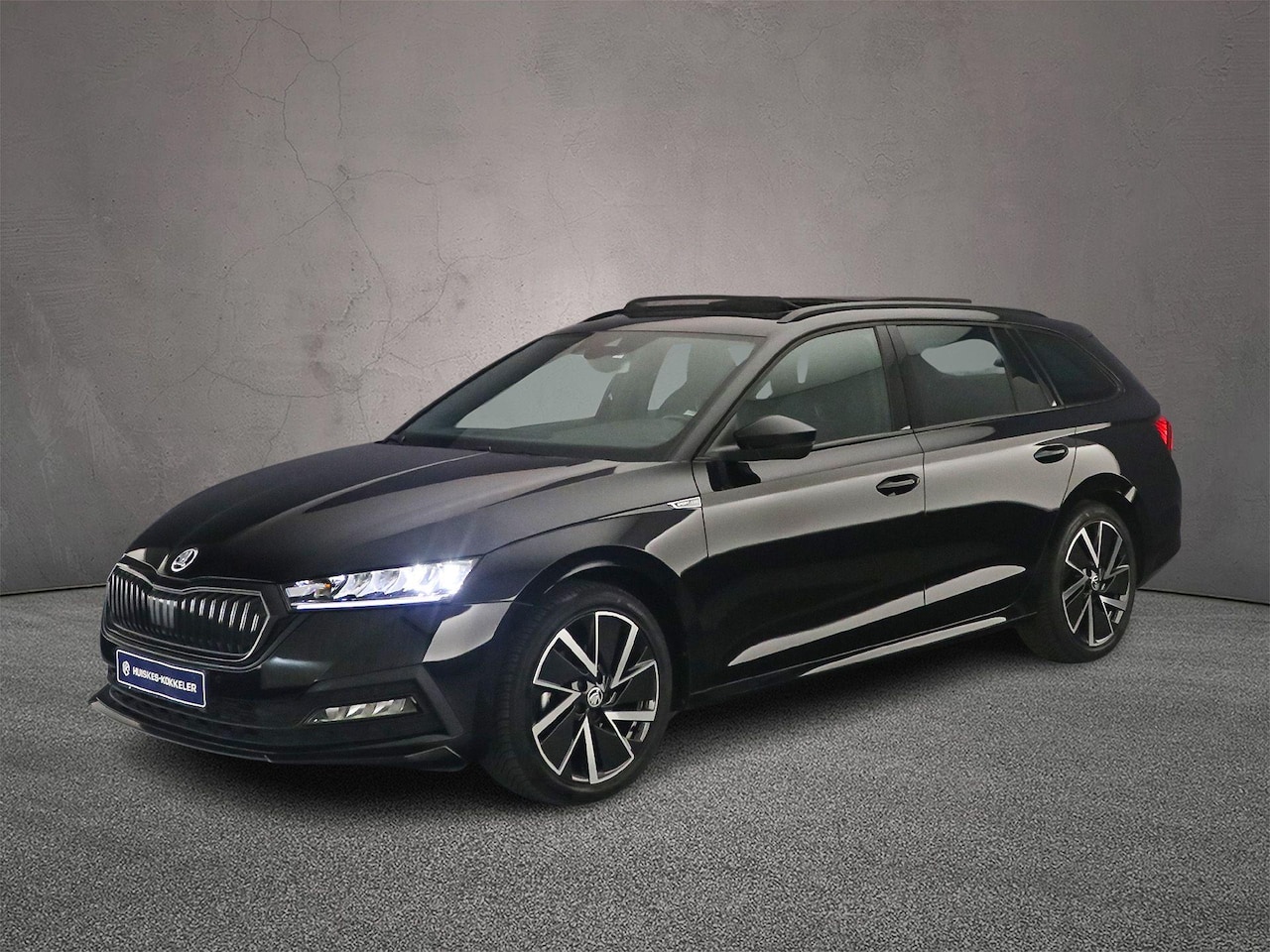 Skoda Octavia Combi - Sportline Business 1.5 eTSI 150pk DSG Automaat Panoramadak, Adaptive cruise control, Navig - AutoWereld.nl