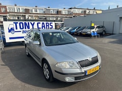 Skoda Octavia Combi - 1.6 FSI Tour