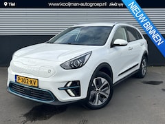 Kia e-Niro - Edition 64 kWh Navigatie, Nieuw geleverd, Dealeronderhouden, 1e eign. BTW-auto, Stoel- & S