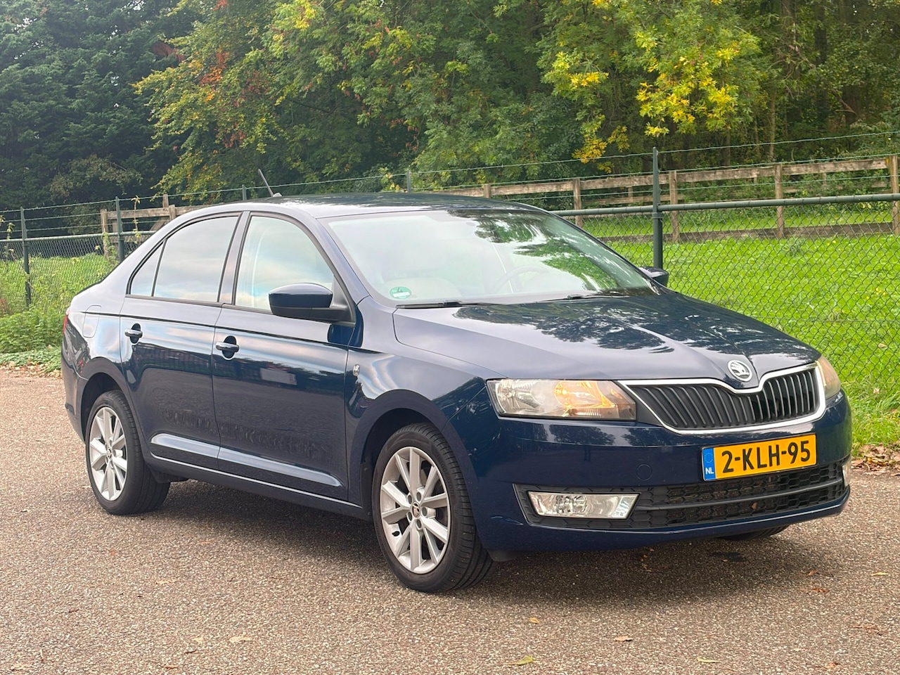 Skoda Rapid - 1.2 TSI Greentech Elegance Businessline /Trekhaak/Navi/ - AutoWereld.nl