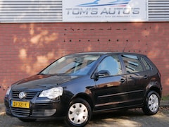 Volkswagen Polo - 1.2-12V Trendline airco. nieuwe koppeling