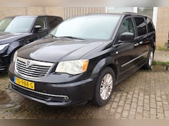 Lancia Voyager - 2.8 CRD, * Automaatbak Kapot* Cruise Control, Airco, Camera, PDC A, Navi, Alleen Voor Hand