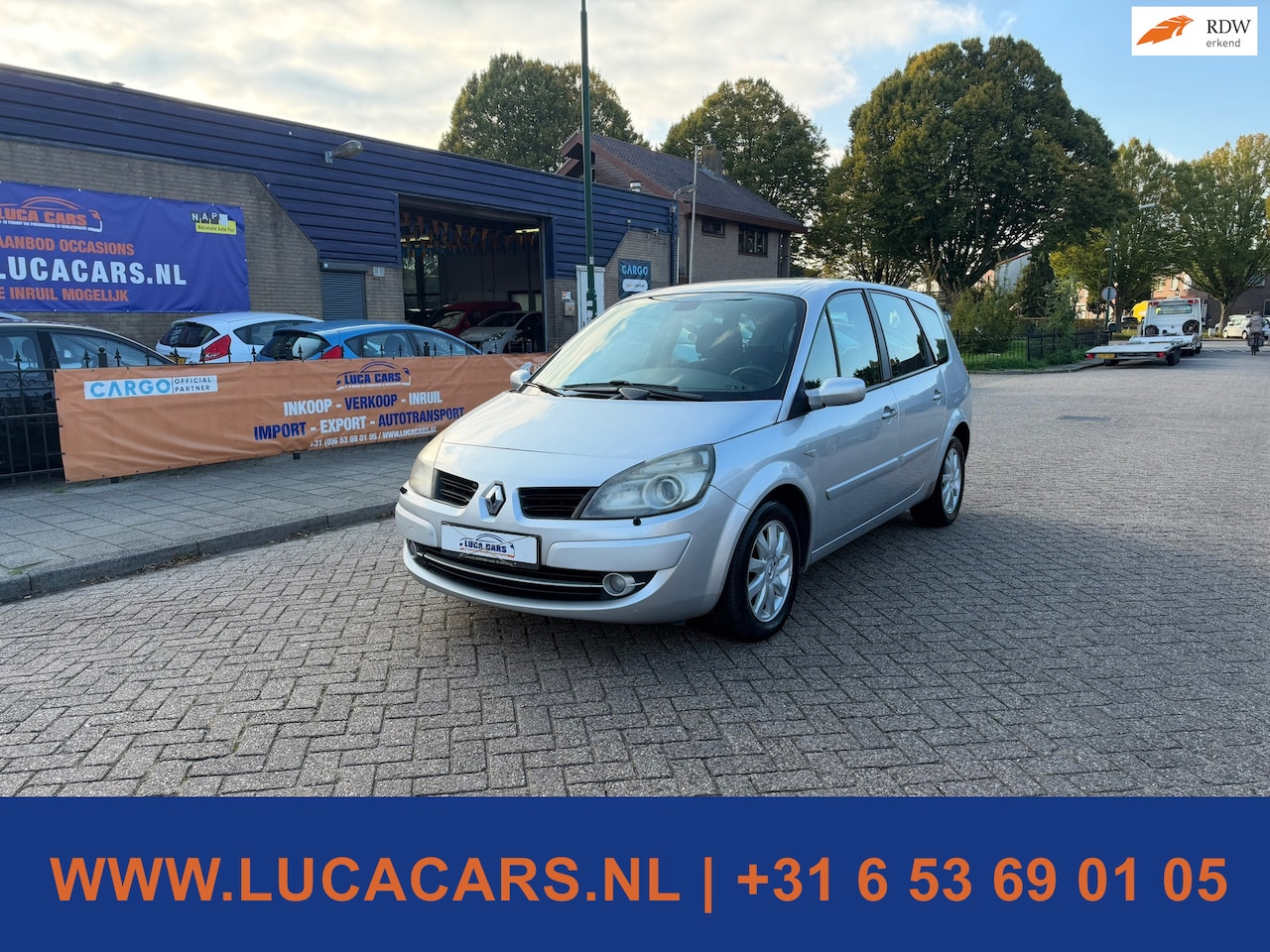 Renault Grand Scénic - 2.0-16V Tech Line Aut NIEUWE APK! - AutoWereld.nl