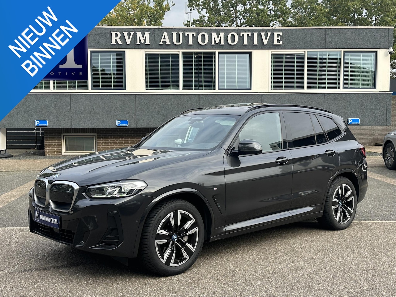 BMW iX3 - Executive 80 kWh SOH 99% | M-SPORT| ELEKTRISCHE TREKHAAK| PANO| LEDER | DRIVING ASSISTENT - AutoWereld.nl
