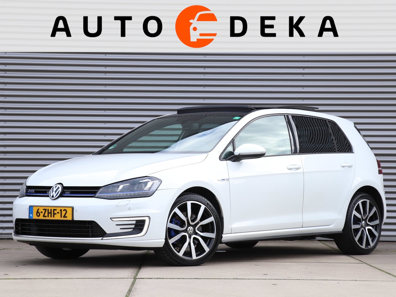 Volkswagen Golf - 1.4 TSI GTE *Panodak*Stoelverw.*Camera* - AutoWereld.nl
