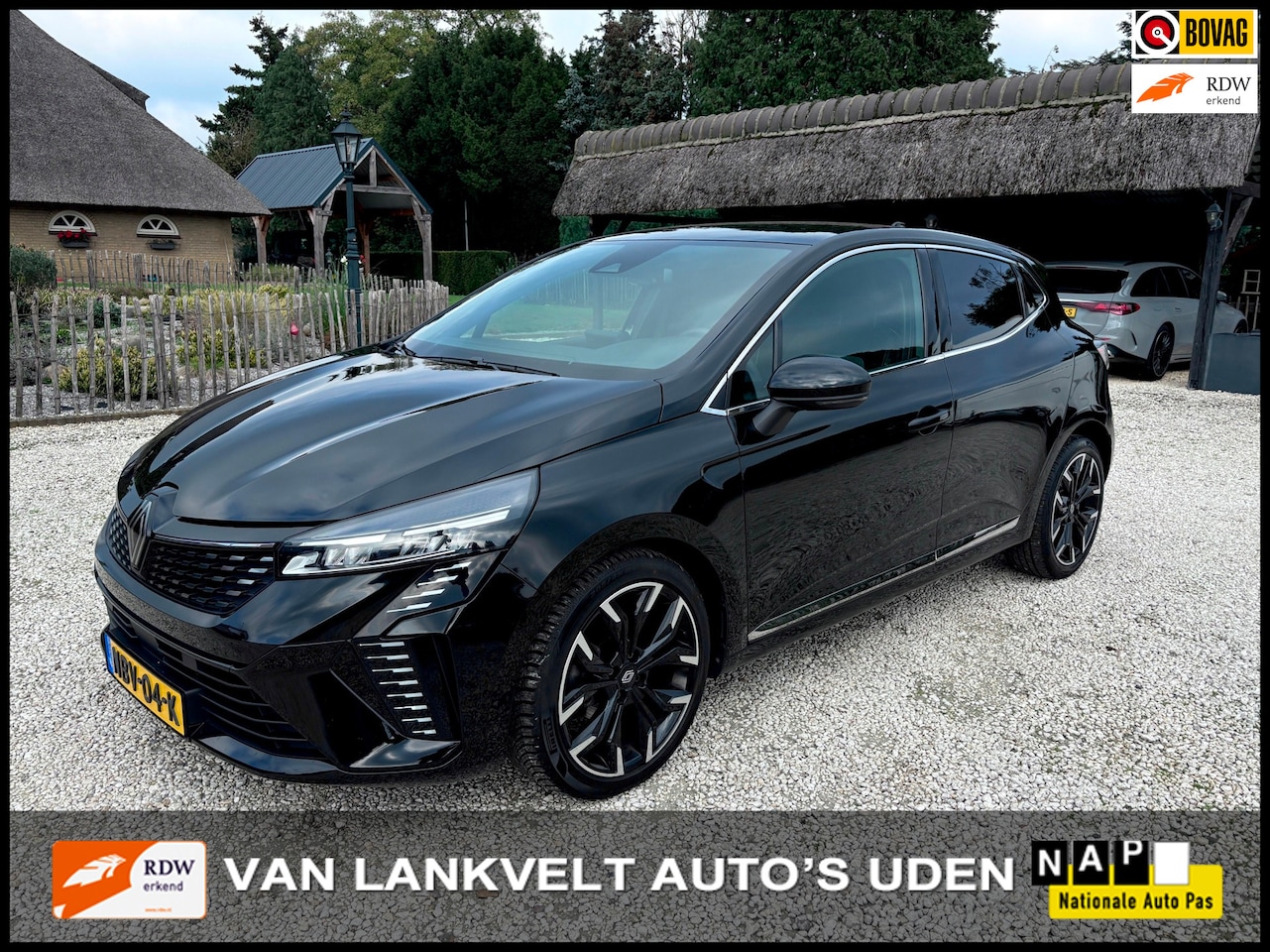 Renault Clio - 1.0 TCe Techno Sport Grootbeeld, 17 inch, LED! - AutoWereld.nl