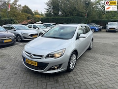 Opel Astra Sports Tourer - 1.4 Turbo Sport , navigatie , pdc voor en achter
