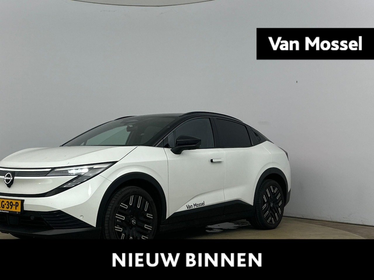 Nissan LEAF - Evolve 52 kWh 177PK | BOSE Audio | Panoramadak | Head-Up Display | Google Navigatie | 360 - AutoWereld.nl