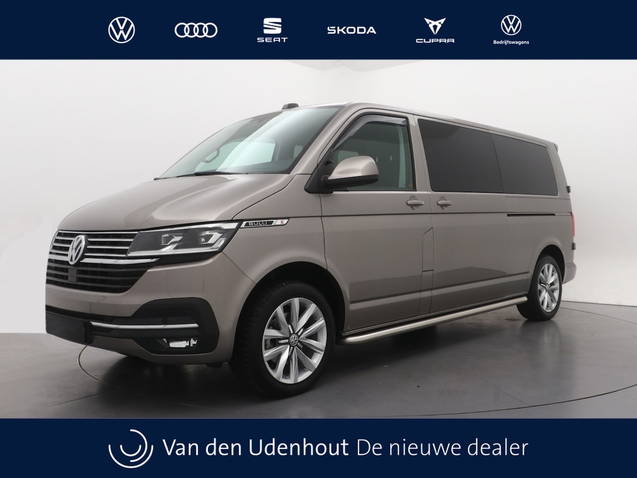 Volkswagen Transporter - Dubbel Cabine L2H1 2.0 TDI 150pk DSG Bulli / 5-persoons / Automaat / Leder / LED - AutoWereld.nl
