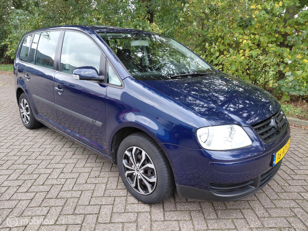 Volkswagen Touran - 1.6 Athene Cruise. 7 persoons APK 10-2027 - AutoWereld.nl