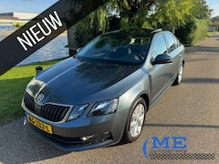 Skoda Octavia - 1.4 TSI Greentech Ambition Business|pano|pdc|trekh