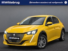 Peugeot e-208 - EV Allure Pack 50 kWh | Navigatie | Carplay | Camera | 3 Fase |