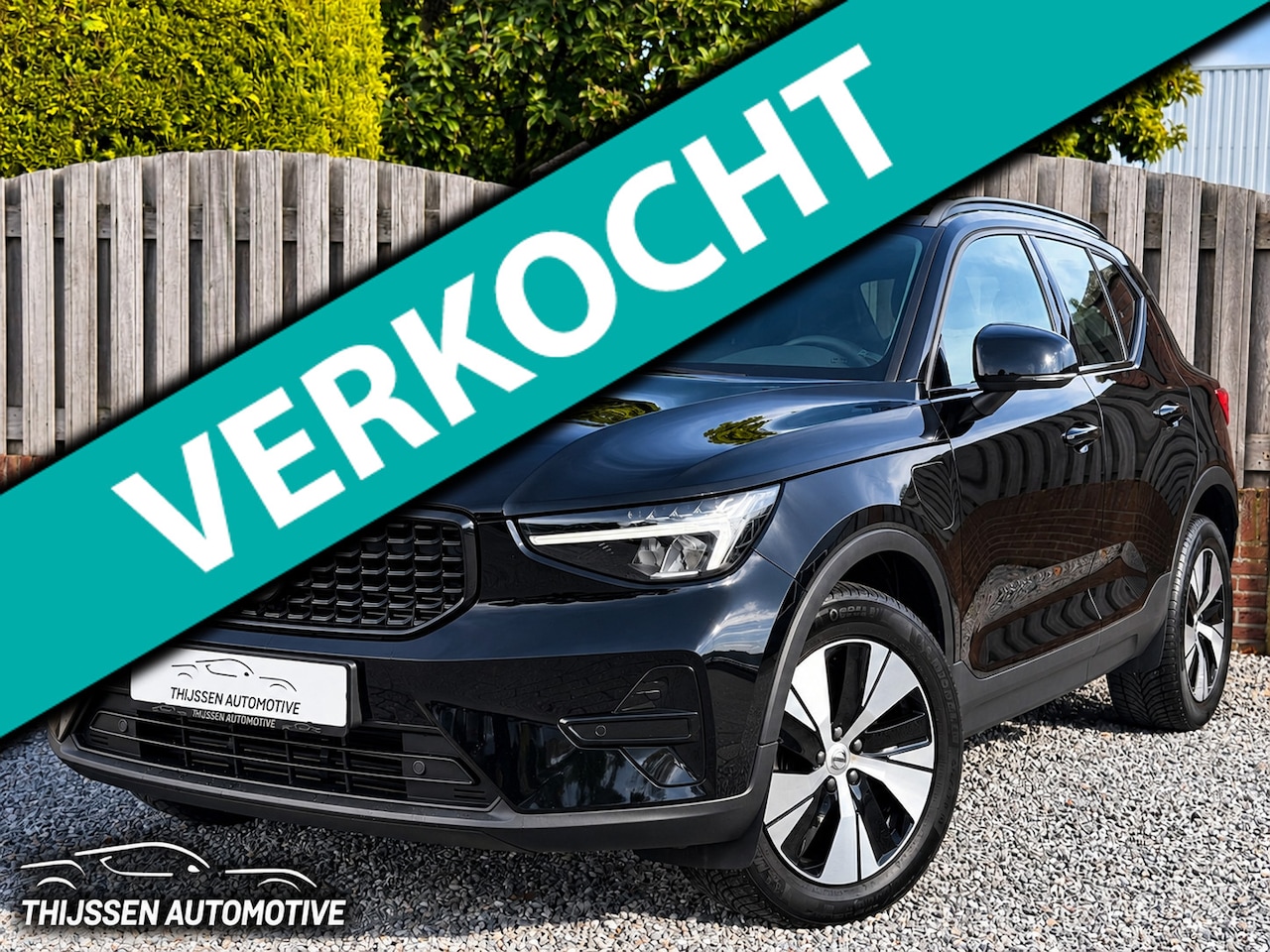 Volvo XC40 - 1.5 T4 Plug-in hybrid Ultimate Dark SHADOWLINE SPORT LEER STOEL STUUR VERWARMING MEMORY ST - AutoWereld.nl