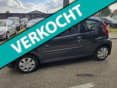 Peugeot 107 - 1.0-12V XS