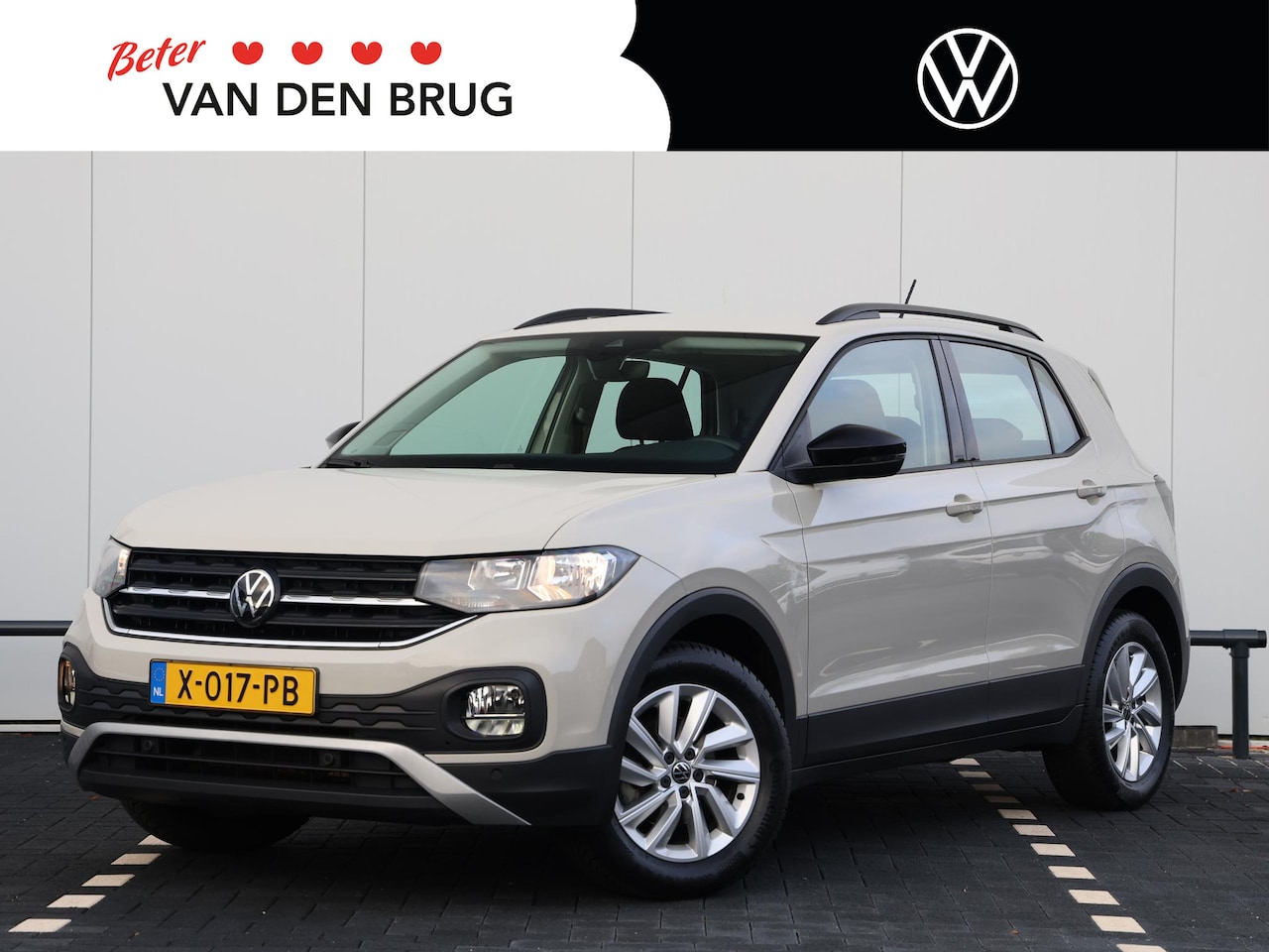 Volkswagen T-Cross - 1.0 TSI Life 95 pk | Dealeronderhouden | Navi via App-Connect | Cruise control | Aircondi - AutoWereld.nl