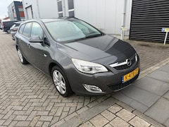 Opel Astra Sports Tourer - 1.4 Edition. Airco APK
