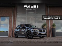 BMW X1 - sDrive18i Business Edition Plus | Sport Line | 1e eigenaar | Origineel NL | Head-up | Pano