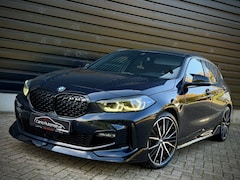 BMW 1-serie - 118i M-PERFORMANCE M135 M SCHAALSTOEL|CARPLAY|SFEER|19'' M
