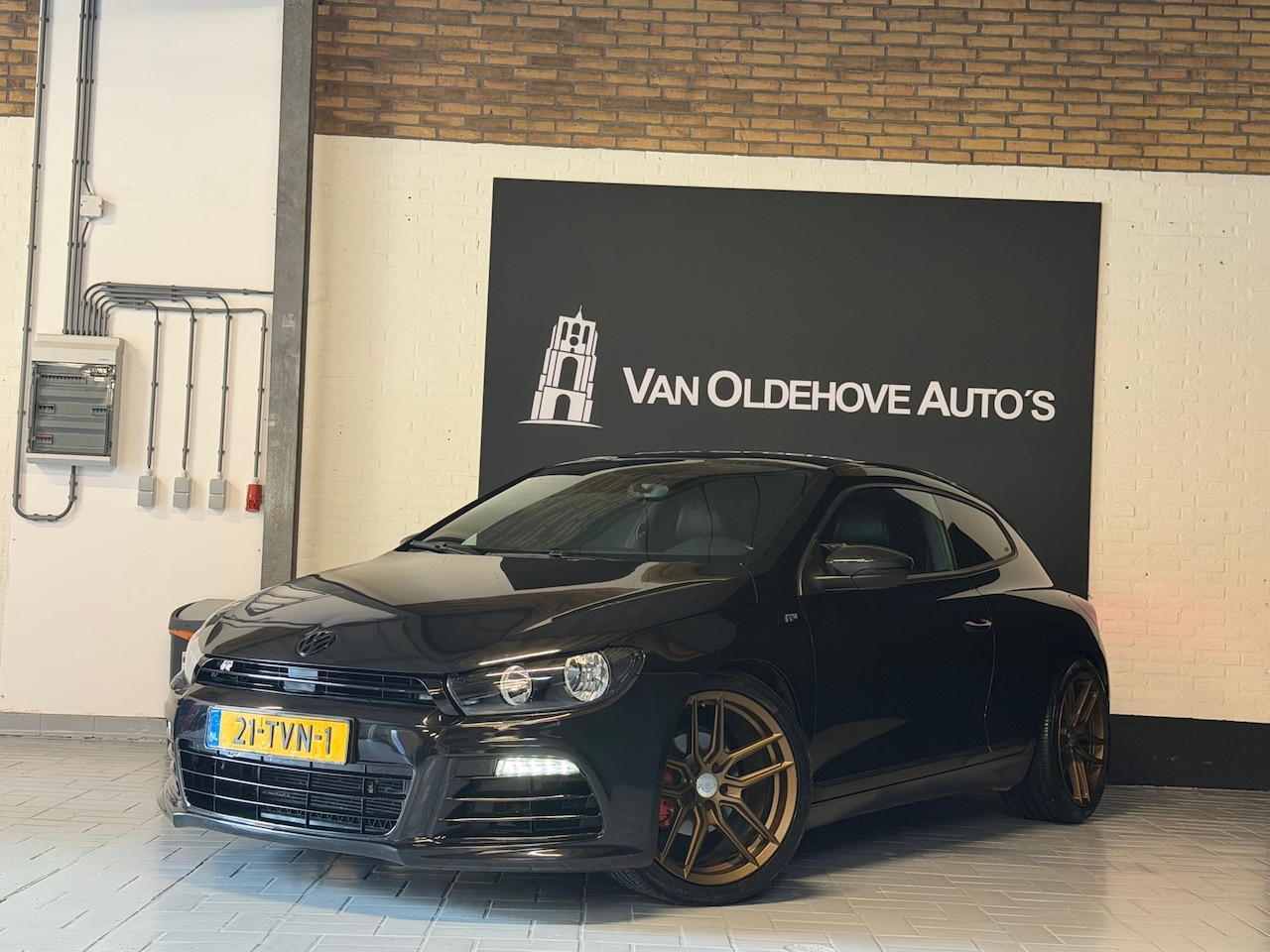 Volkswagen Scirocco - 2.0 TDI Highline BlueMotion R-Line | DSG | Alcantara | NAP - AutoWereld.nl