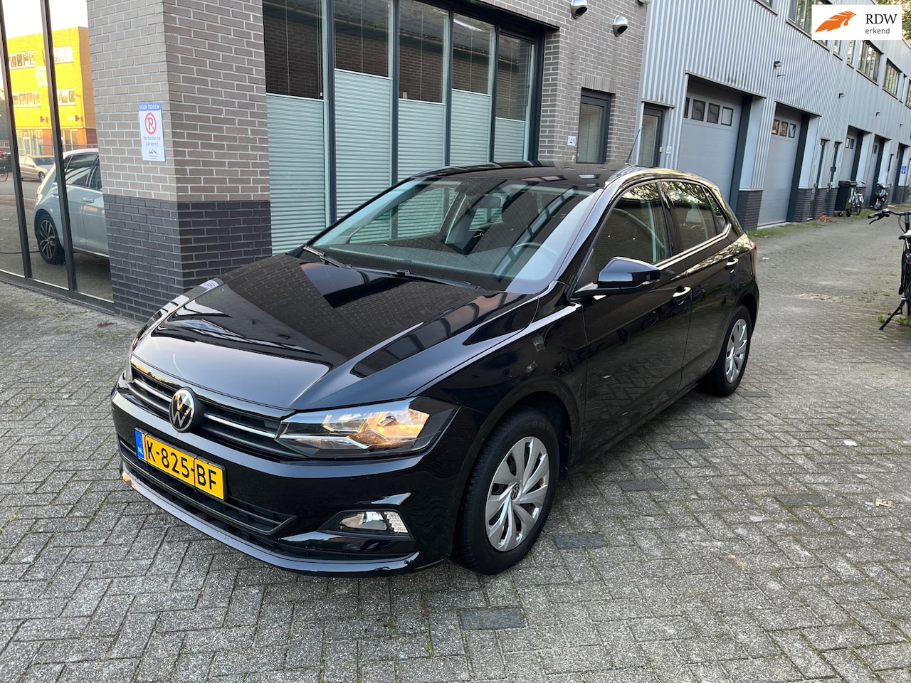 Volkswagen Polo - 1.0 MPI Comfortline! 142 DKM NAP! CARplay! - AutoWereld.nl
