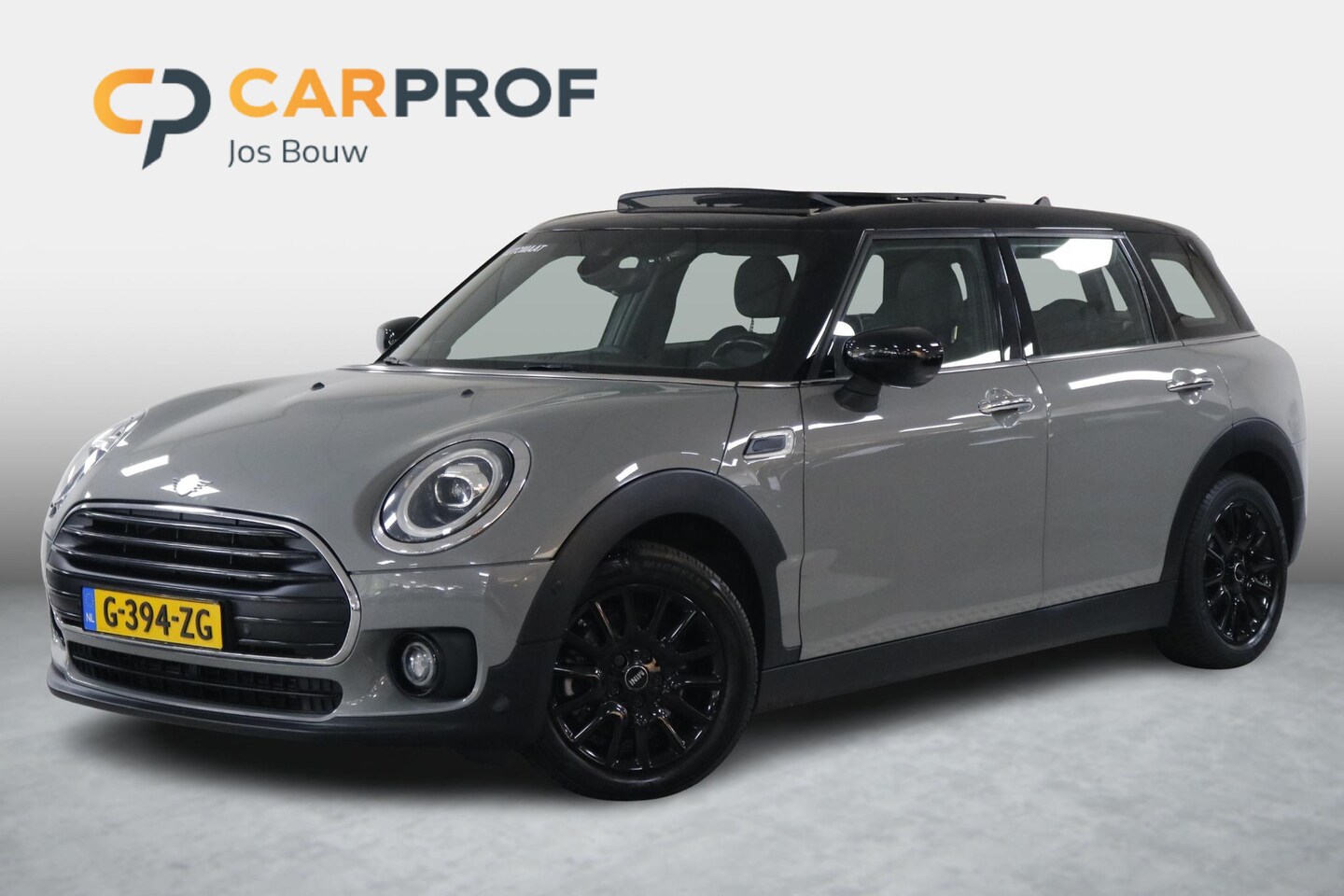 MINI Clubman - 1.5 Cooper 4X NW All-Seasons | Airco | Carplay | LED | Cruise | Panorama - AutoWereld.nl