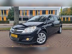 Opel Astra - 1.6 16V Station Cosmo Leer/ Navi/ Trekhaak
