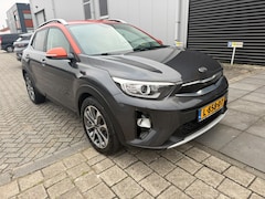 Kia Stonic - 1.0 T-GDi DynamicLine Carplay navigatie achteruitrijcamera