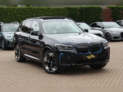 BMW iX3 - High Executive 80 kWh / SoH 94, 1% / Panoramadak / 360Camera / Head-up / 20'' / Leder / Ha