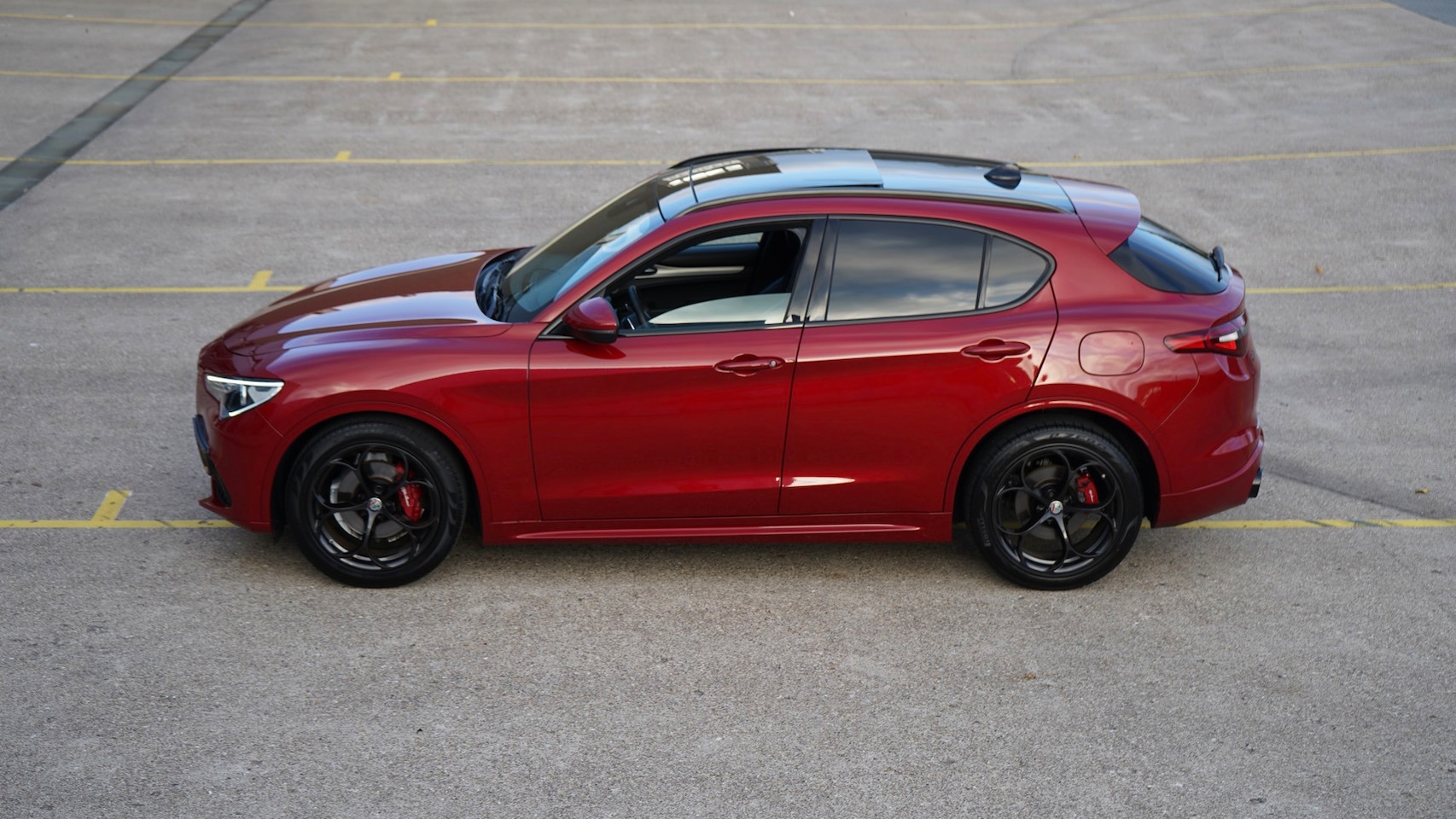 Alfa Romeo Stelvio - 2.0 T AWD Special Edition 2.0 T AWD Special Edition - AutoWereld.nl