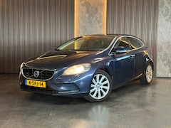 Volvo V40 - 1.6 D2 Momentum NAVI AIRCO CRUISE LEES AD