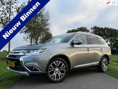 Mitsubishi Outlander - 2.0 Instyle 4WD Automaat | 7 Persoons | Leder | Schuif-/Kanteldak | Camera | Trekhaak | Xe