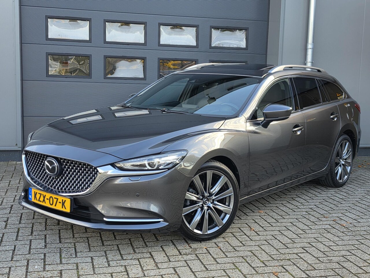 Mazda 6 Sportbreak - 2.5 SkyActiv-G 194 Signature Schuifdak - AutoWereld.nl