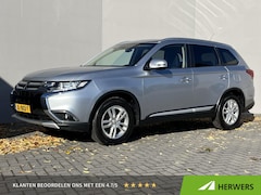 Mitsubishi Outlander - 2.0 Business Edition / Automaat / Trekhaak (1.600 KG) / Cruise Control / Airco / Navigatie