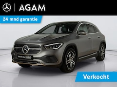 Mercedes-Benz GLA-Klasse - 180 Business Solution Luxury | Panorama dak