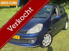Renault Clio - 1.6-16V Nieuw APK