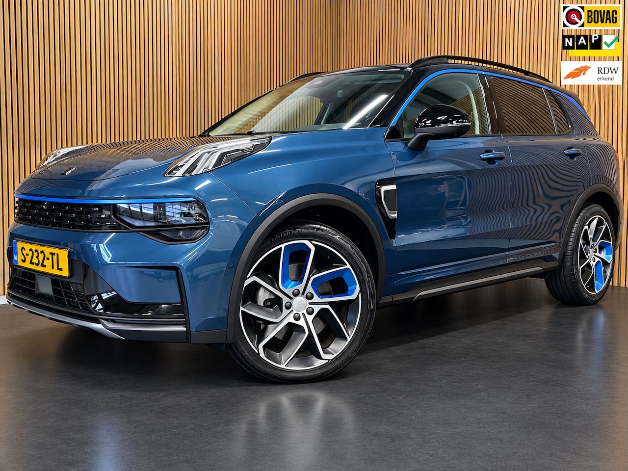 Lynk & Co 01 - 1.5|PHEV|NL-AUTO|NAP|BLUE|PANO|ACC|CAMERA|ANDROID/CARPLAY|STOELVERW|INFINITY AUDIO|MEMORY| - AutoWereld.nl