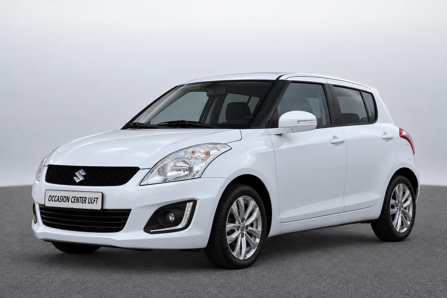 Suzuki Swift - GERESERVEERD !!! EDITION AIRCO / CRUISE CONTR / LEDER / LED ... - AutoWereld.nl