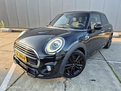 MINI 5-Deurs - 1.5 Cooper JCW Pakket / NAP / Dealer onderhouden