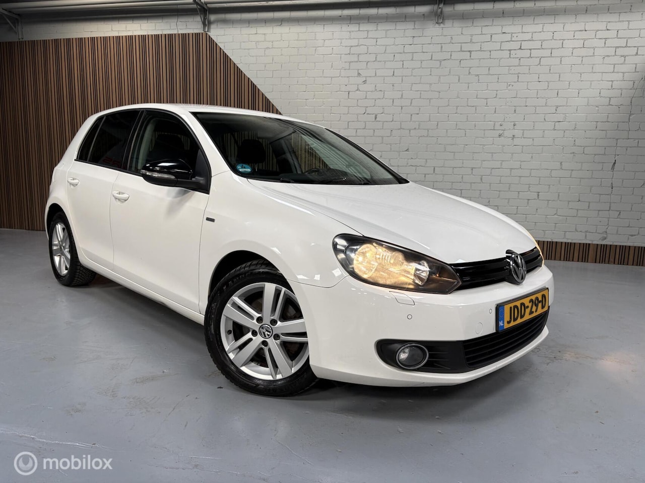 Volkswagen Golf - 1.4 TSI Highline|Carplay|All Season|Airco| - AutoWereld.nl