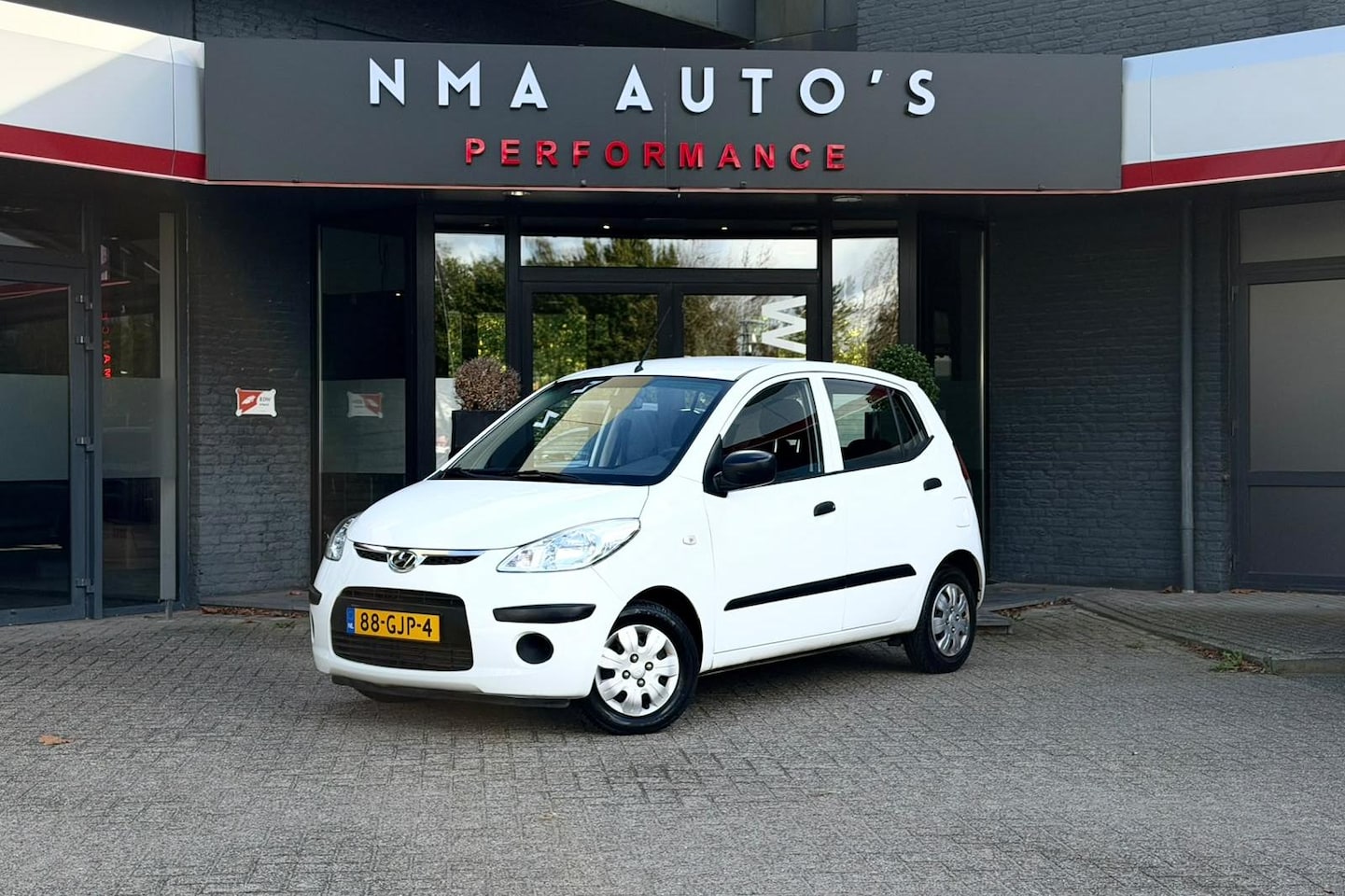 Hyundai i10 - 1.1 Active Cool NL AUTO/2E EIGENAAR/AIRCO/STUURBEKRACHTIGING/LAGE KMSTAND/VOLLEDIG ONDERHO - AutoWereld.nl