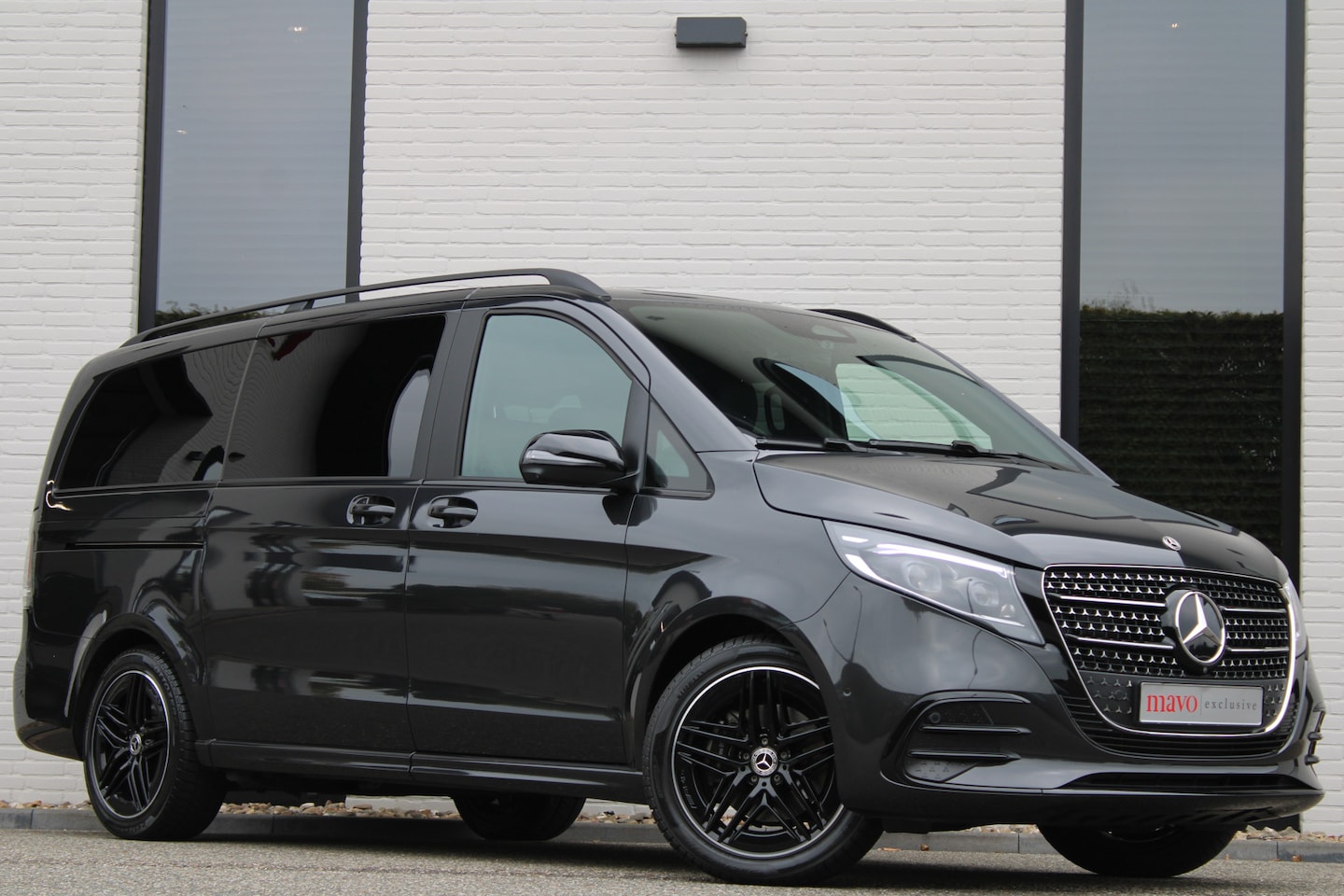 Mercedes-Benz V-klasse - 300d / DC / AMG / 4-Matic / bj2026 / Elec Stoelen / Luchtvering / Burmester / Vol Opties / - AutoWereld.nl