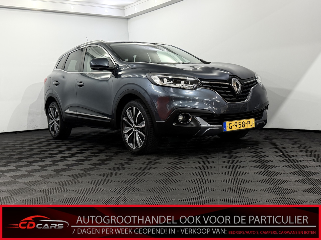 Renault Kadjar - 1.2 TCe Bose Camera, Navi, Clima, Half leder, Keyless start, A start stop, Cruise control, - AutoWereld.nl